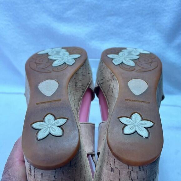 Born Sandals Women 9M Tan Leather Wedge With Ankle Strap Cushioned Comfort Lined - Picture 7 of 12